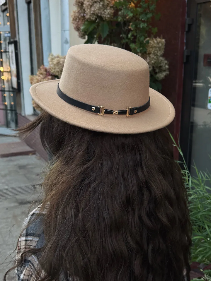 Autumn felt hat