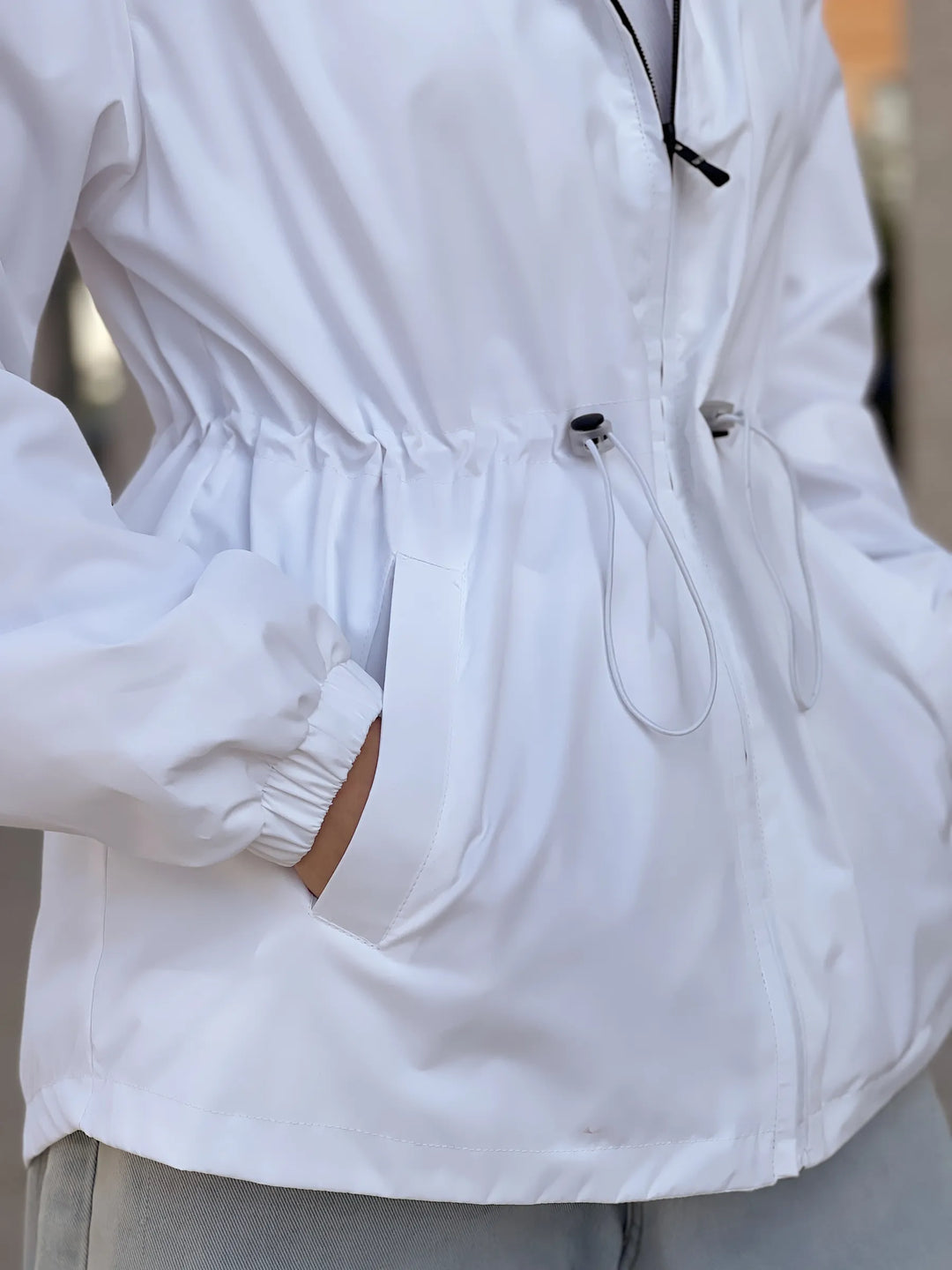 Autumn hooded windbreaker