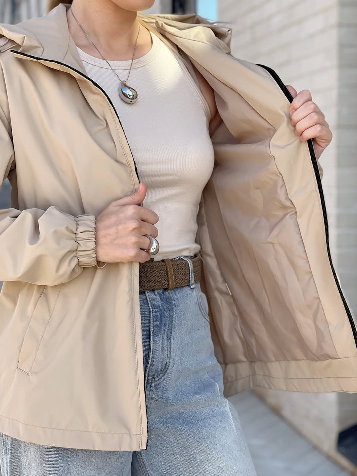 Autumn hooded windbreaker