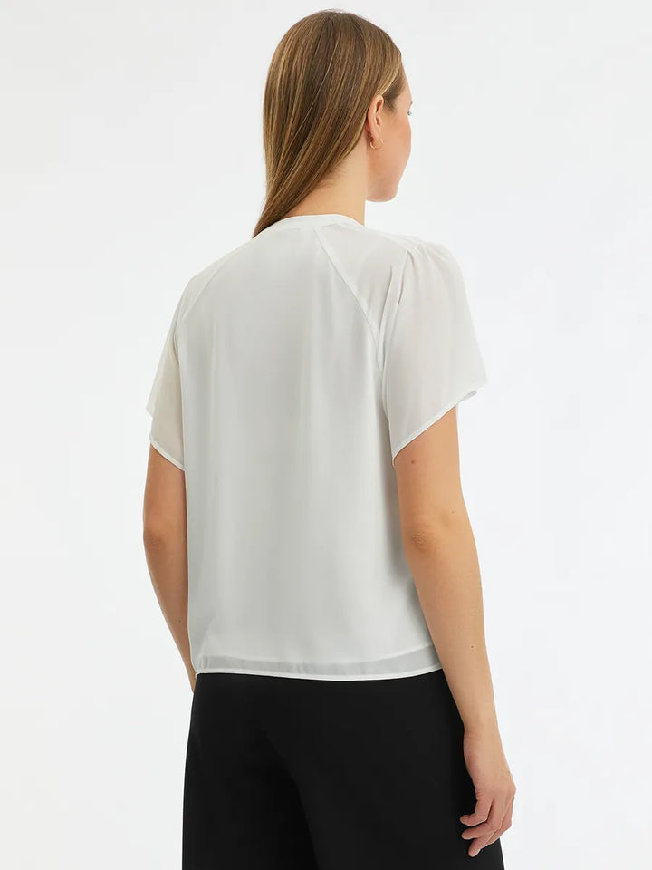 Women’s short-sleeve pleated blouse