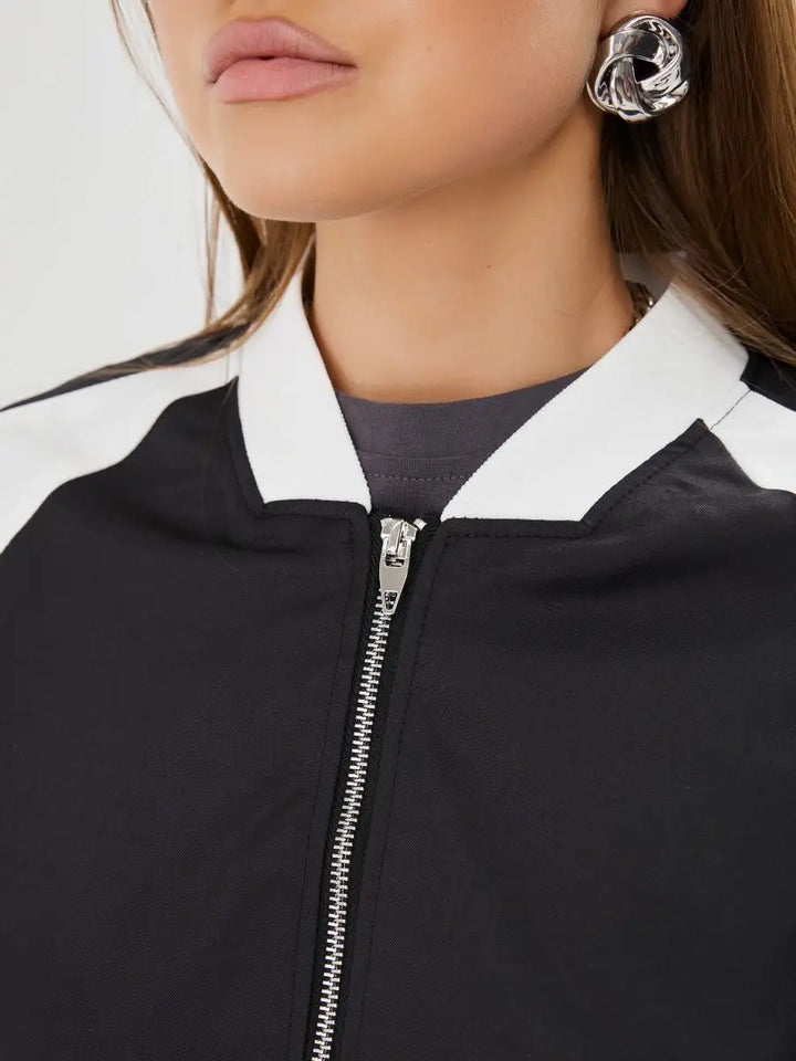 Oversized short zip-up bomber jacket